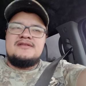 Meet your Posher, Adan